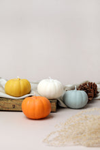 Load image into Gallery viewer, Pumpkin Candle
